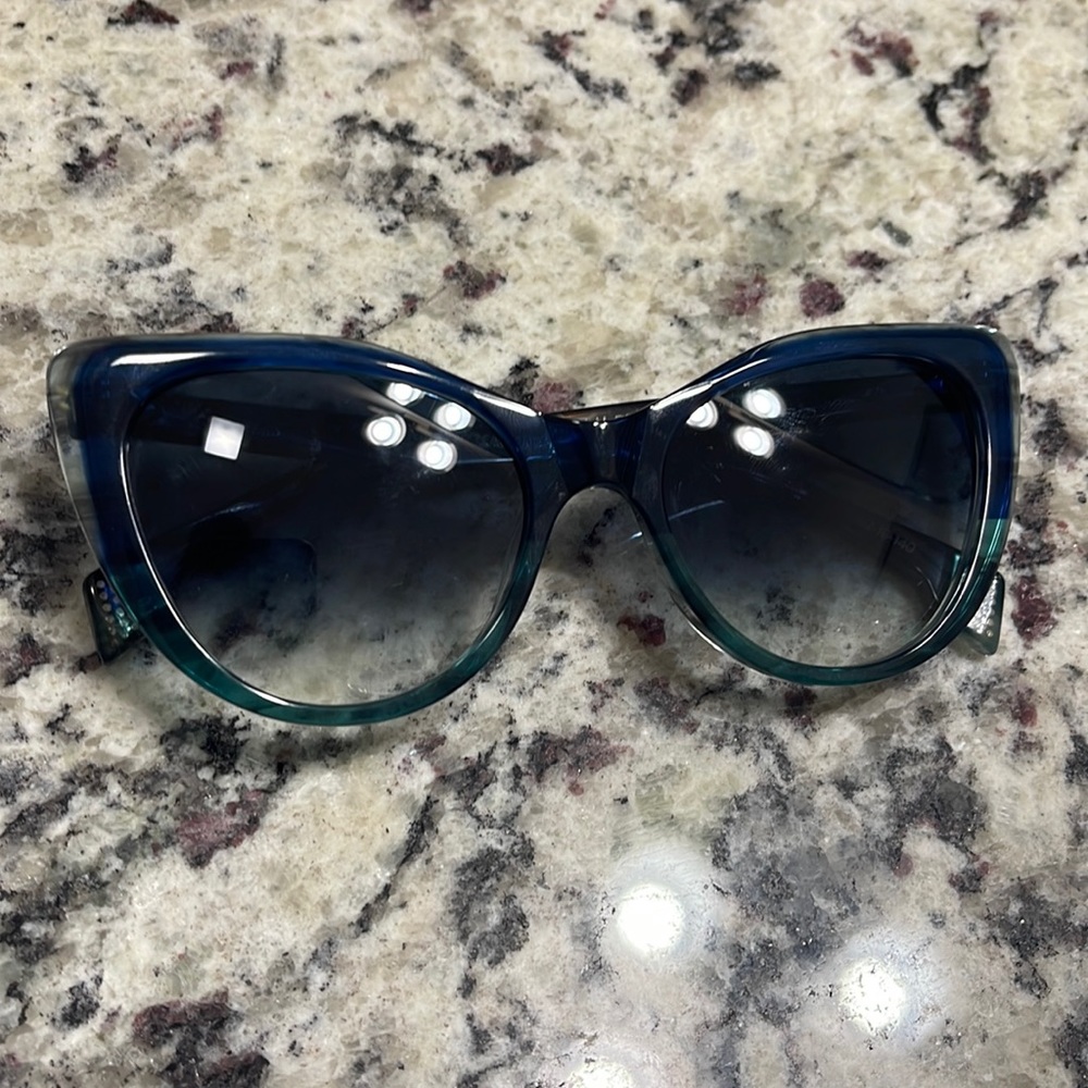 State eyewear